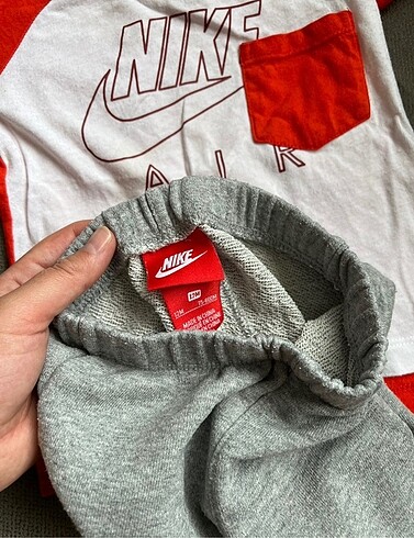 1 Yaş Beden gri Renk Nike bebek takım alt üst