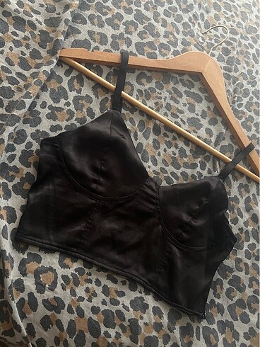 Saten Asos crop