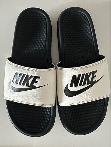 Nike terlik