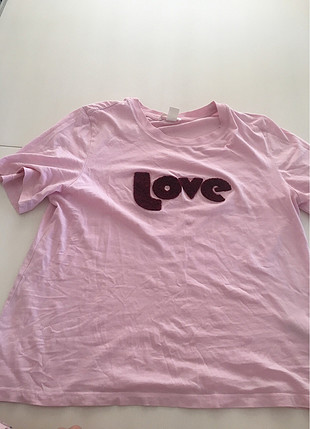 H&M pembe love yazılı tişört