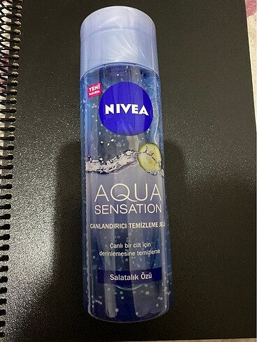 Nivea canlandırıcı temizleme jeli