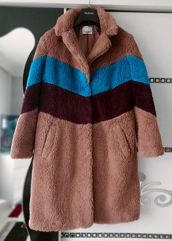 Kürklü Kadın Kaban - Görsel 2