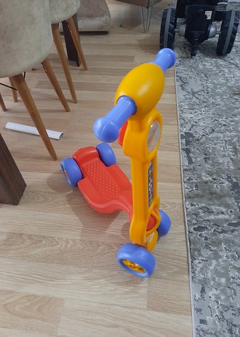 Renkli Mini Çocuk Scooter'ı - Görsel 4