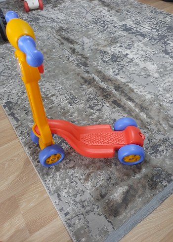 Renkli Mini Çocuk Scooter'ı - Görsel 6