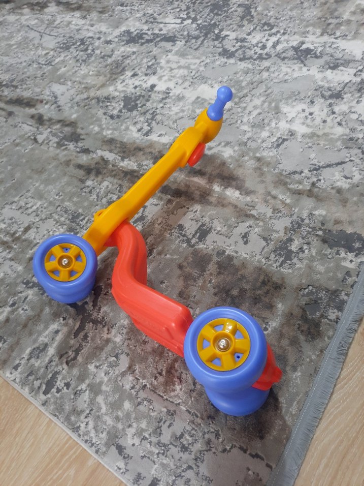 Renkli Mini Çocuk Scooter'ı - Görsel 5