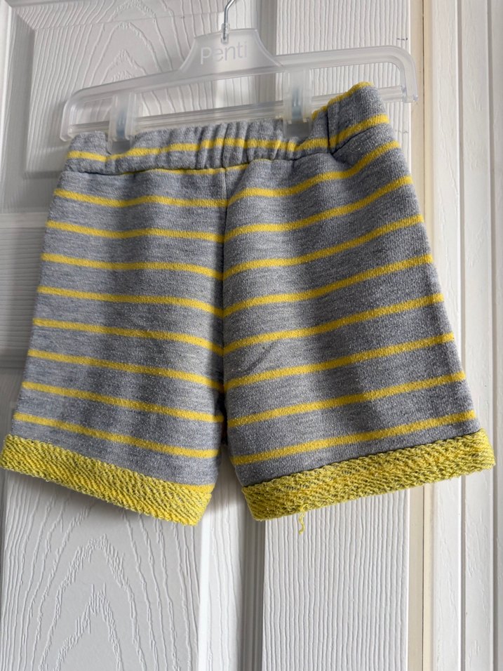 Gri Sarı Bebek Şort - Görsel 3