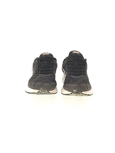 36,5 Beden Nike Spor Ayakkabı %70 İndirimli.