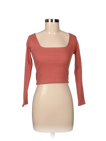 Zara Bluz %70 İndirimli.
