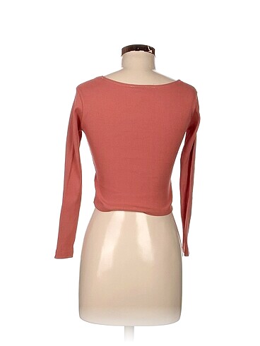 universal Beden Zara Bluz %70 İndirimli.