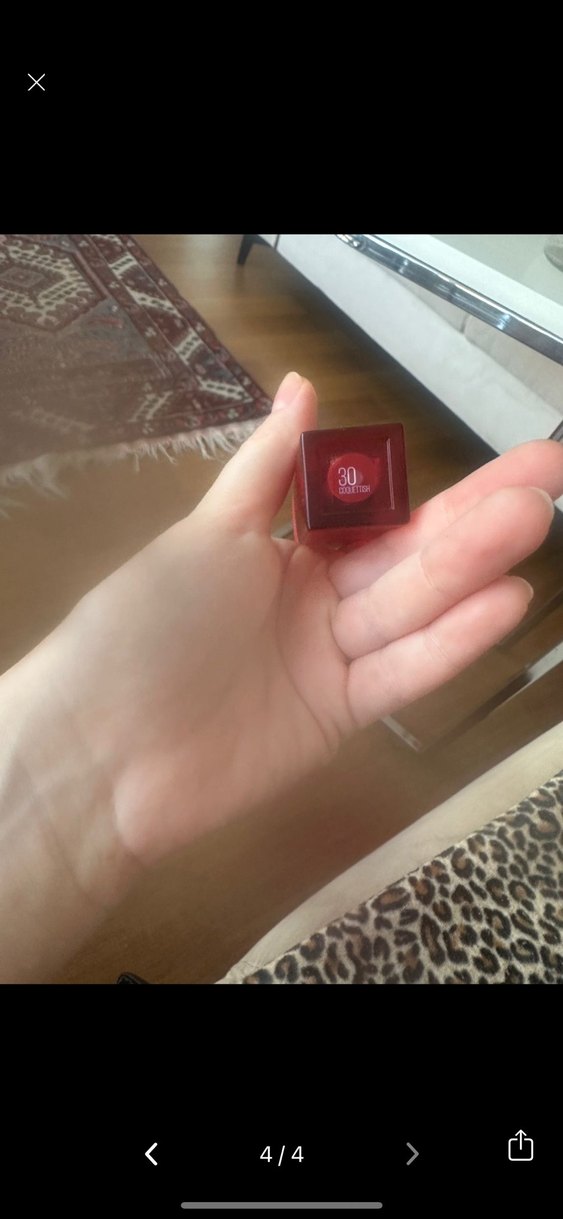 Maybelline Superstay Kırmızı Parlak Ruj - Görsel 2