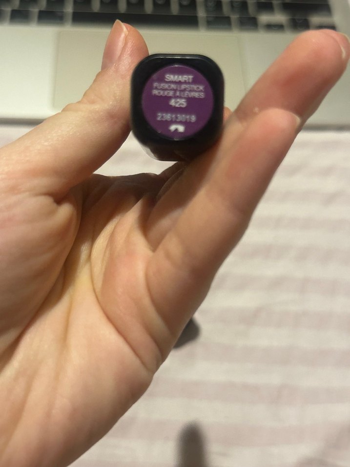 Kiko Milano Koyu Mor Ruj - Görsel 2