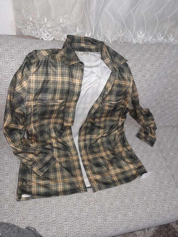 Düğmeli Uzun Kollu Rahat Kesim Kadın Gömlek - Görsel 4