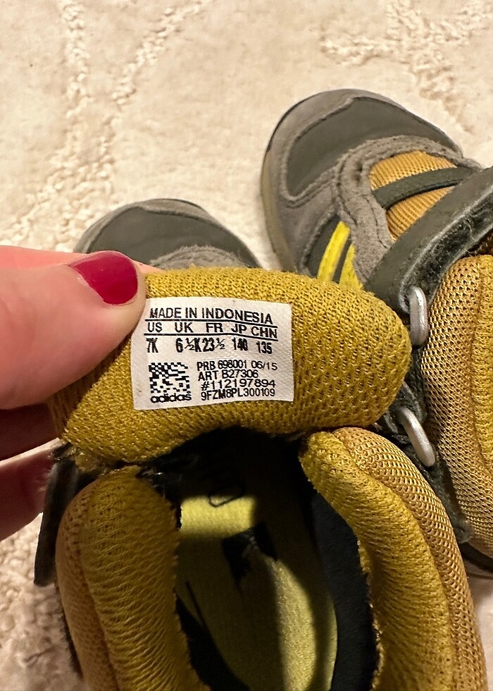 Adidas bot 23,5 numara - Görsel 5