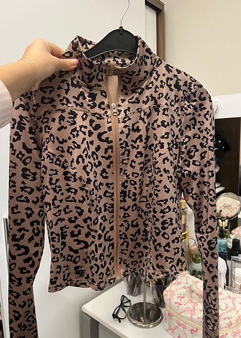 Kadın Leopar Desenli Fermuarlı Ceket - Görsel 3