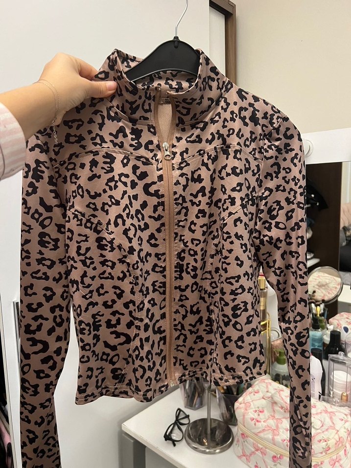 Kadın Leopar Desenli Fermuarlı Ceket - Görsel 3
