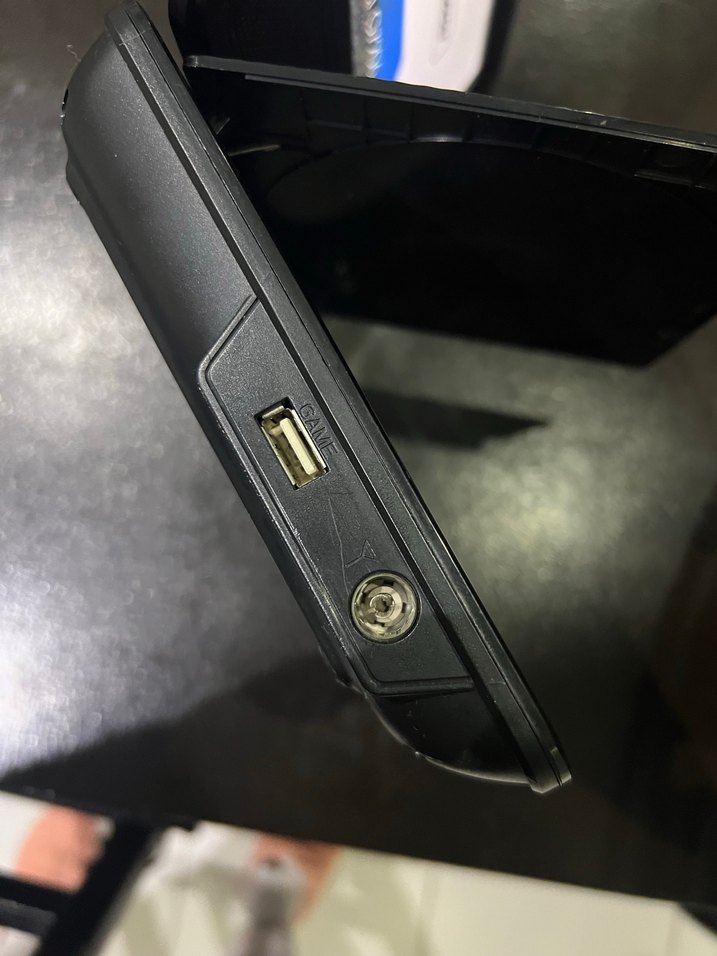 7 inç Taşınabilir DVD Oynatıcı Siyah - Görsel 4