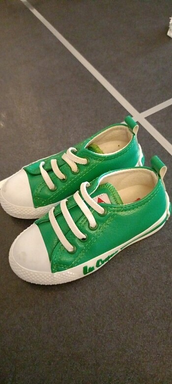 Bebek converse