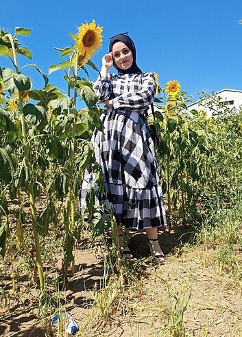 Ekose desenli elbise