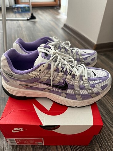 Nike NİKE P-6000