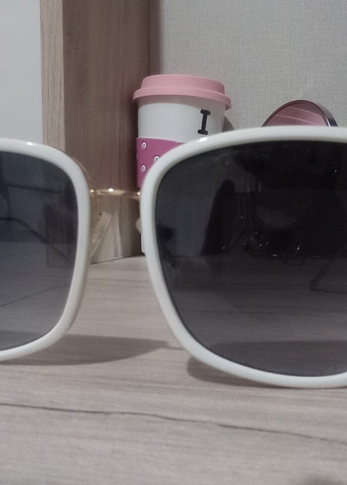 Güneş gözlüğü  - Görsel 4