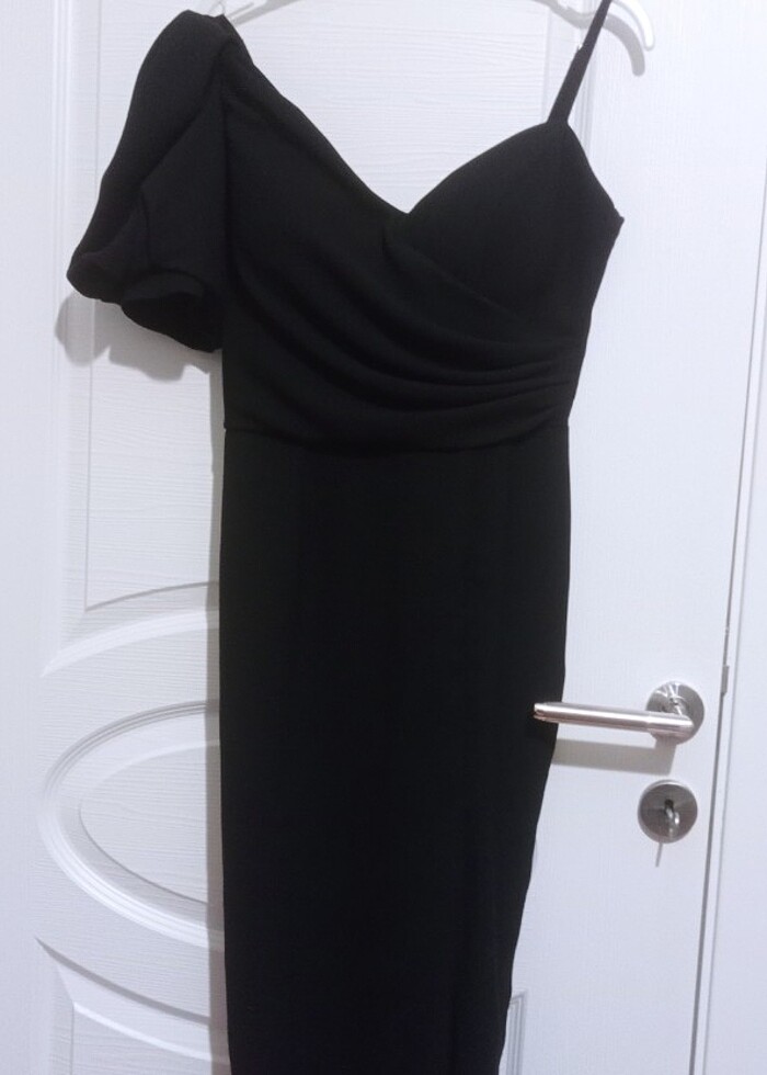 Siyah abiye elbise - Görsel 3
