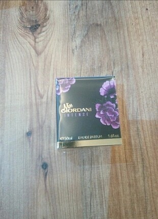 mis giordani parfum 