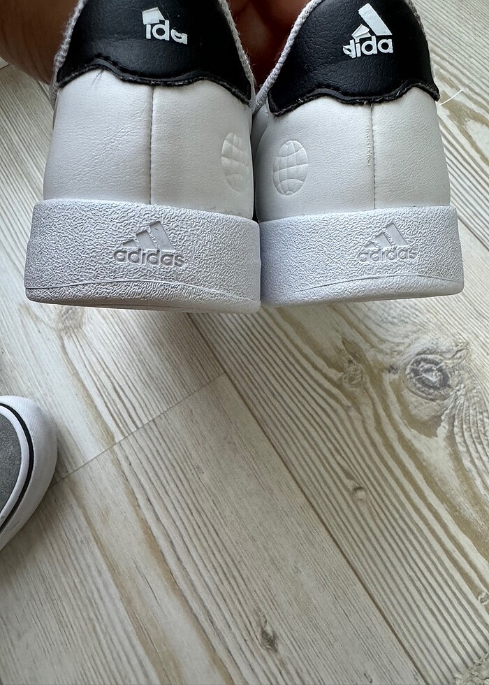 Adidas orijinal spor ayakkabı - Görsel 3