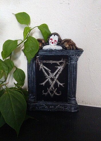 Diğer Kara Melek Lucifer Gotik Çerçeve 