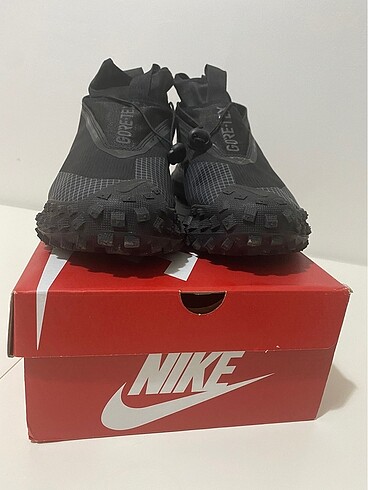 Nike Goretex Su Geçirmez !