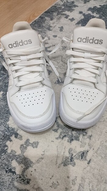 Adidas spor ayakkabi