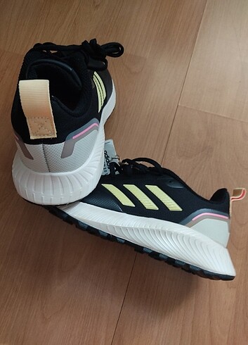 38 Beden Adidas ayakkabı 