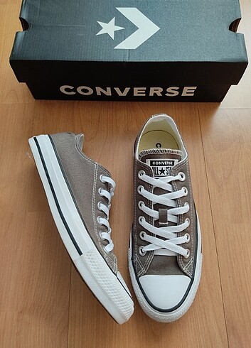 37 Beden Converse ayakkabı 