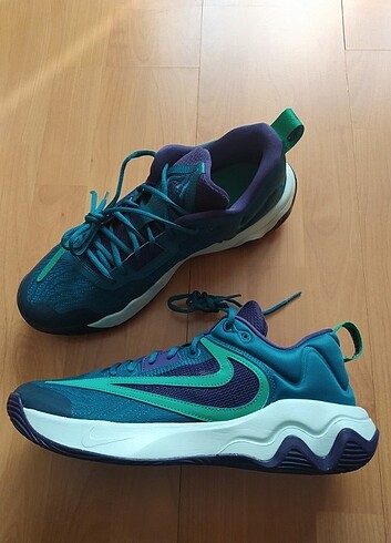 Nike basketbol ayakkabısı 