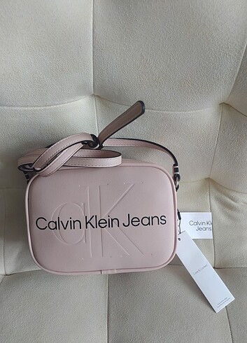 Calvin Klein çanta 