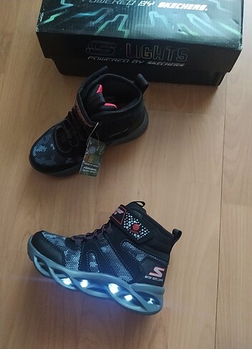 27 Beden siyah Renk Skechers bot