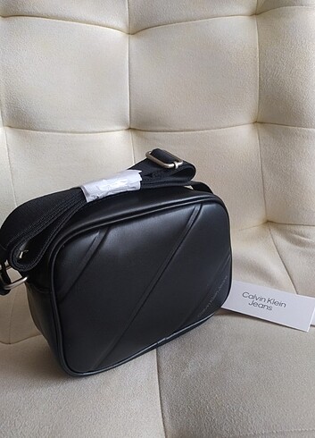 Calvin Klein çanta 