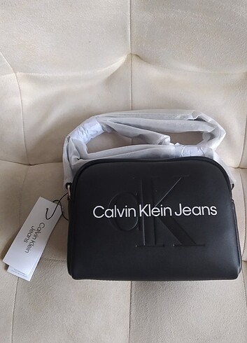Calvin Klein çanta 