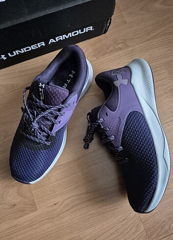 40 Beden Under Armour ayakkabı 