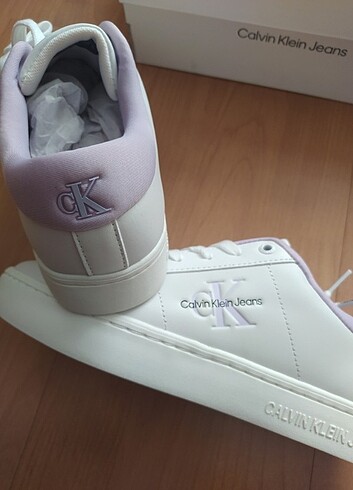 38 Beden Calvin Klein ayakkabı