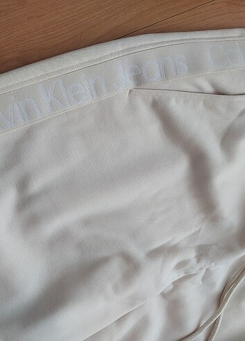 l Beden ten rengi Renk Calvin Klein eşofman altı