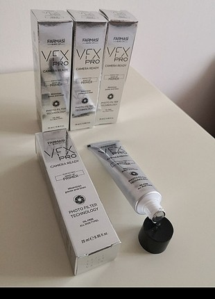 FARMASİ VFX Makyaj bazı 