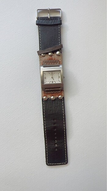 Orijinal Fossil Saat