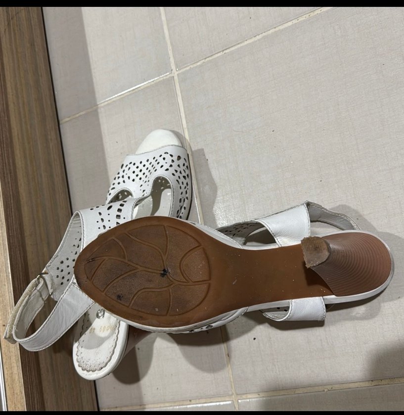 Gön Marka, Hakiki Deri Beyaz Kadın Topuklu Sandalet - Görsel 3