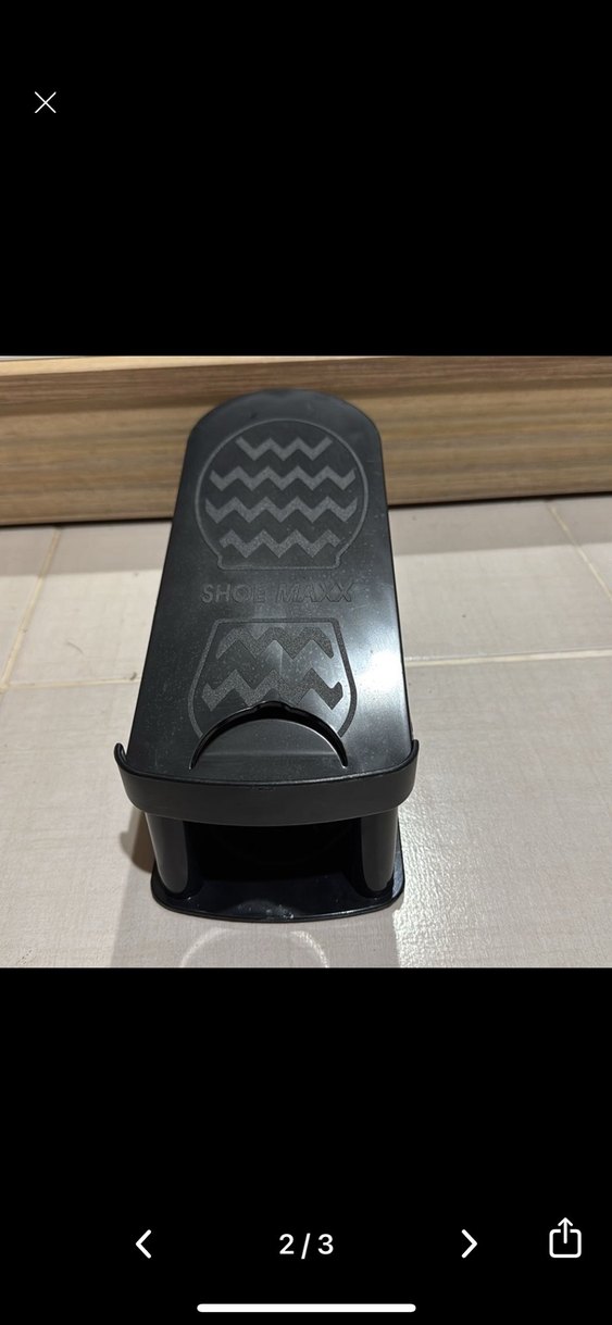 Siyah Ayakkabı Rampası - Görsel 2