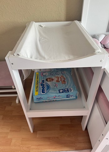 Beyaz Bebek Alt Değiştirme Masası - Görsel 2