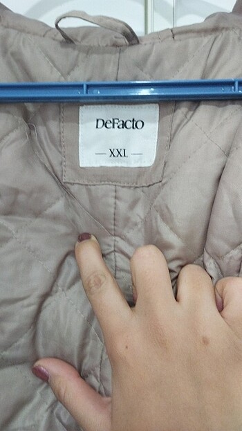 Defacto Mont