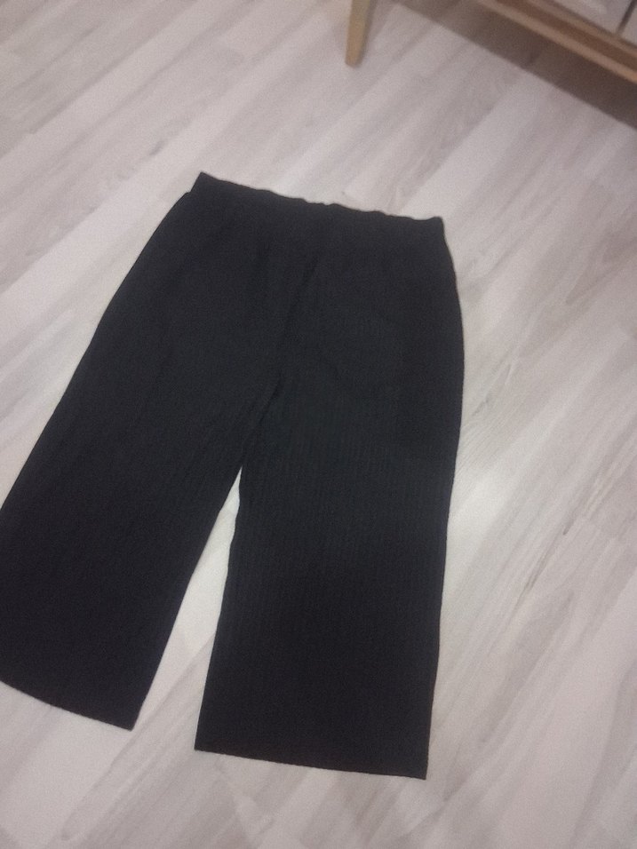 Kadın Siyah Keten Pilili Midi Kumaş Pantolon 2 adet - Görsel 2