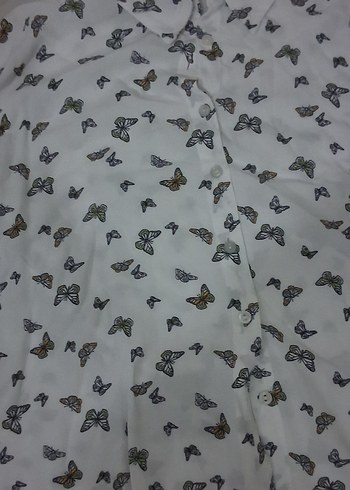 Kelebek Desenli Beyaz Kısa Kollu Gömlek - Görsel 4