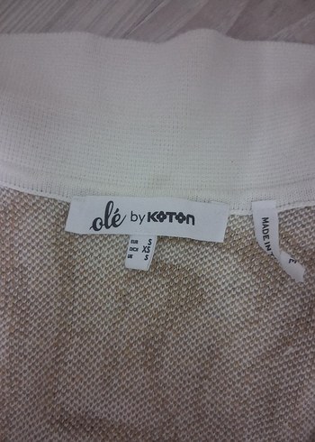 V Yaka Desenli Kısa Triko Süveter - Görsel 3