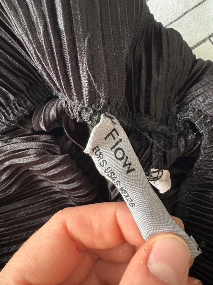 Kadın Siyah Piliseli Uzun Kollu Takım - Görsel 5